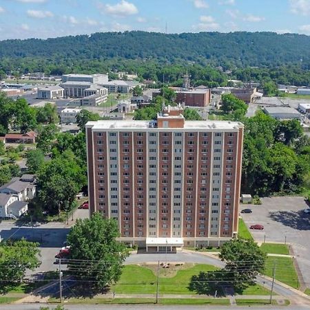Newly Renovated 1 Bedroom Apartment Near Downtown Gadsden Bagian luar foto