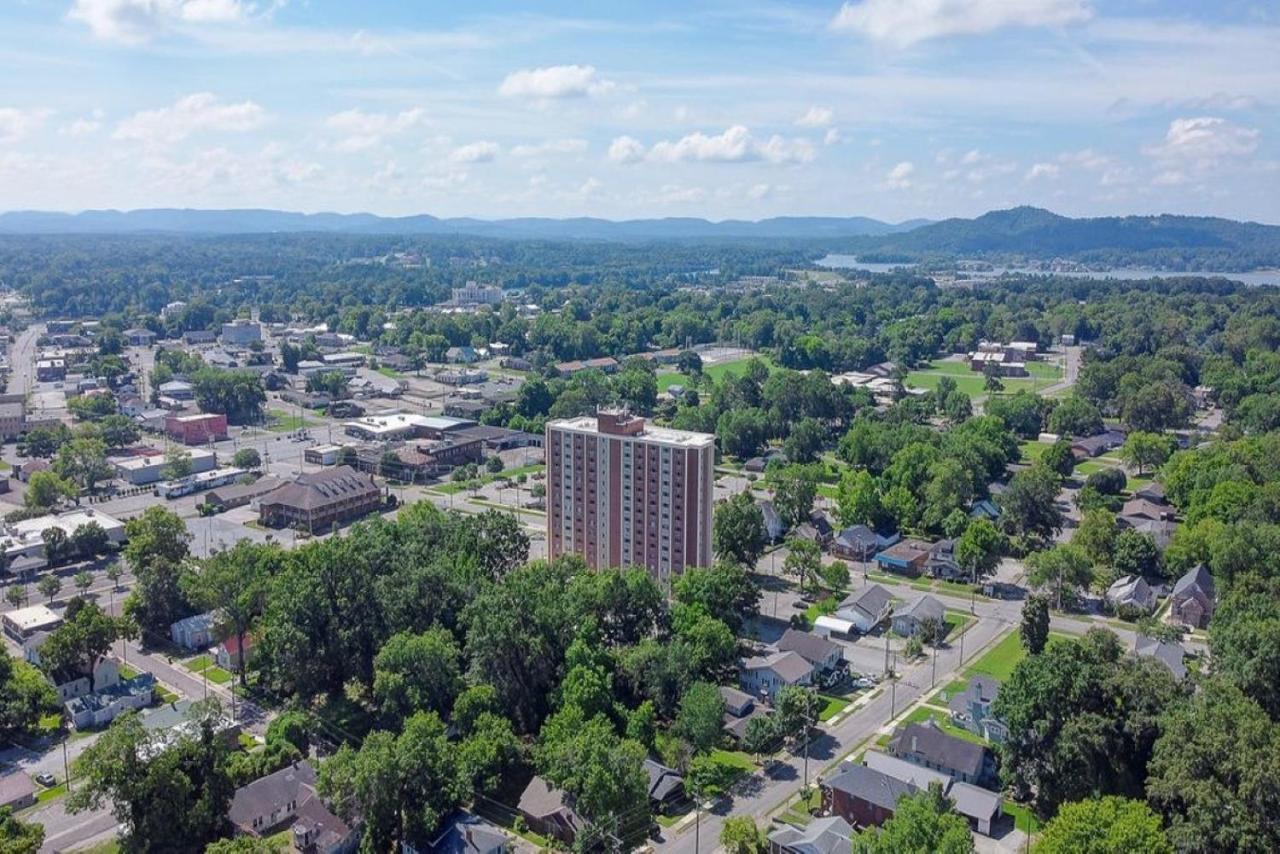 Newly Renovated 1 Bedroom Apartment Near Downtown Gadsden Bagian luar foto